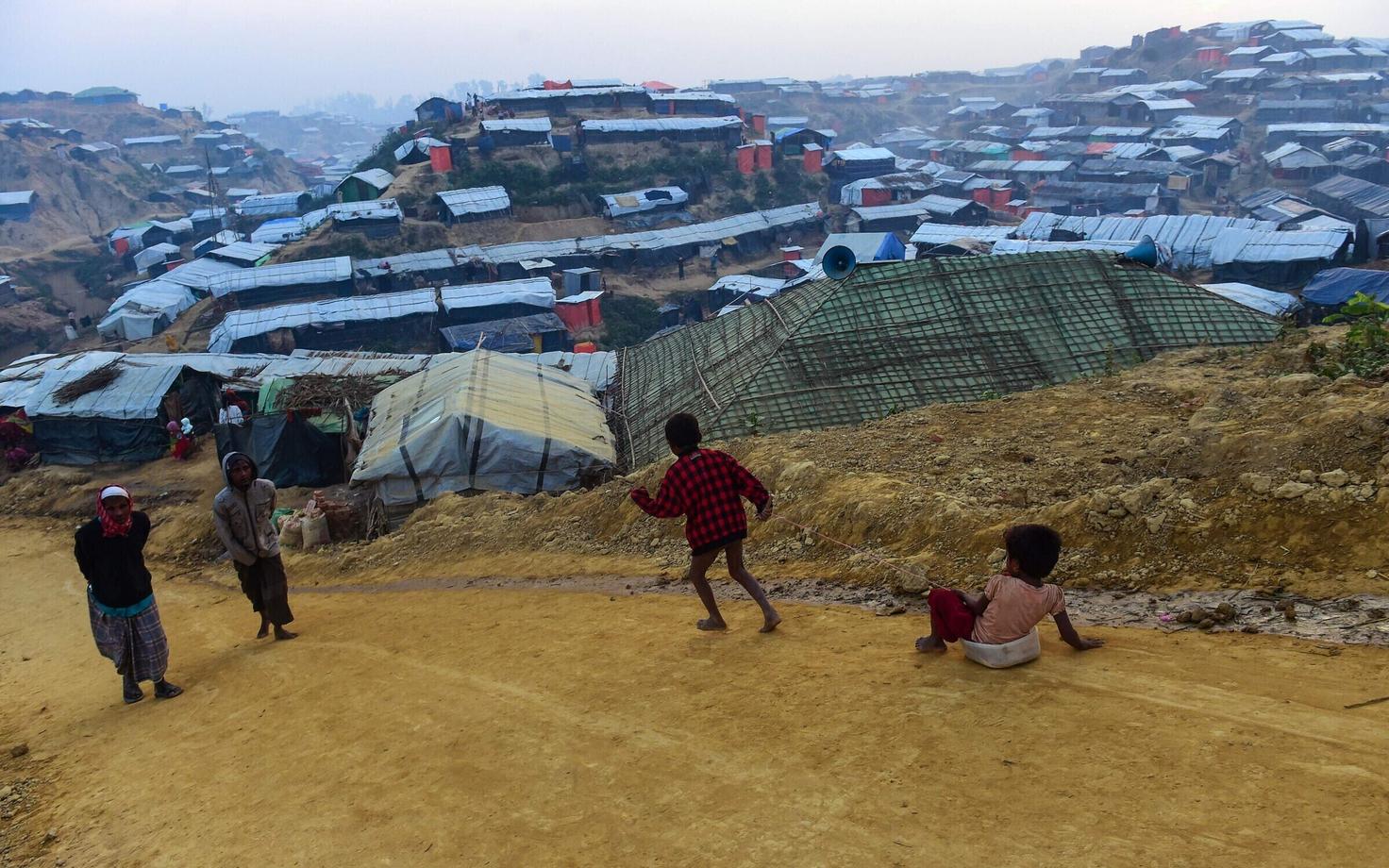 Rohingjadest põgenike lapsed Bangladeshi põgenikelaagris