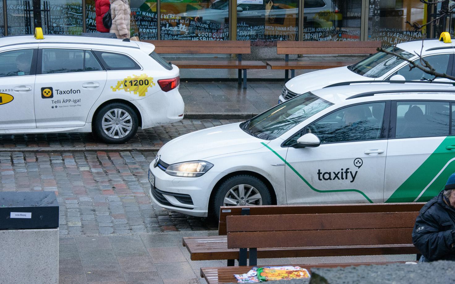Taxify takso (esiplaanil).