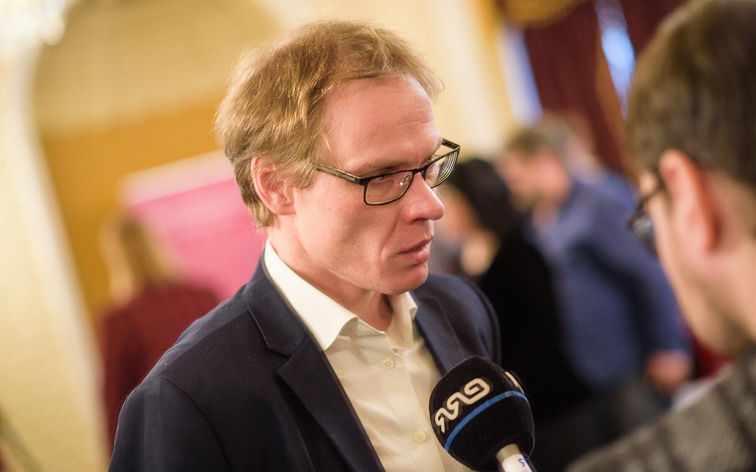 Тыну Ленсмент.