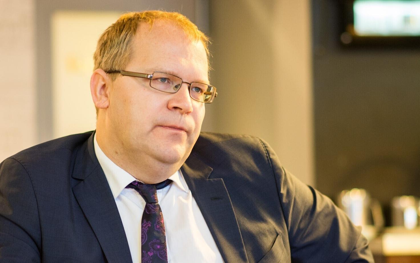 Урмас Паэт не собирается давать показания.