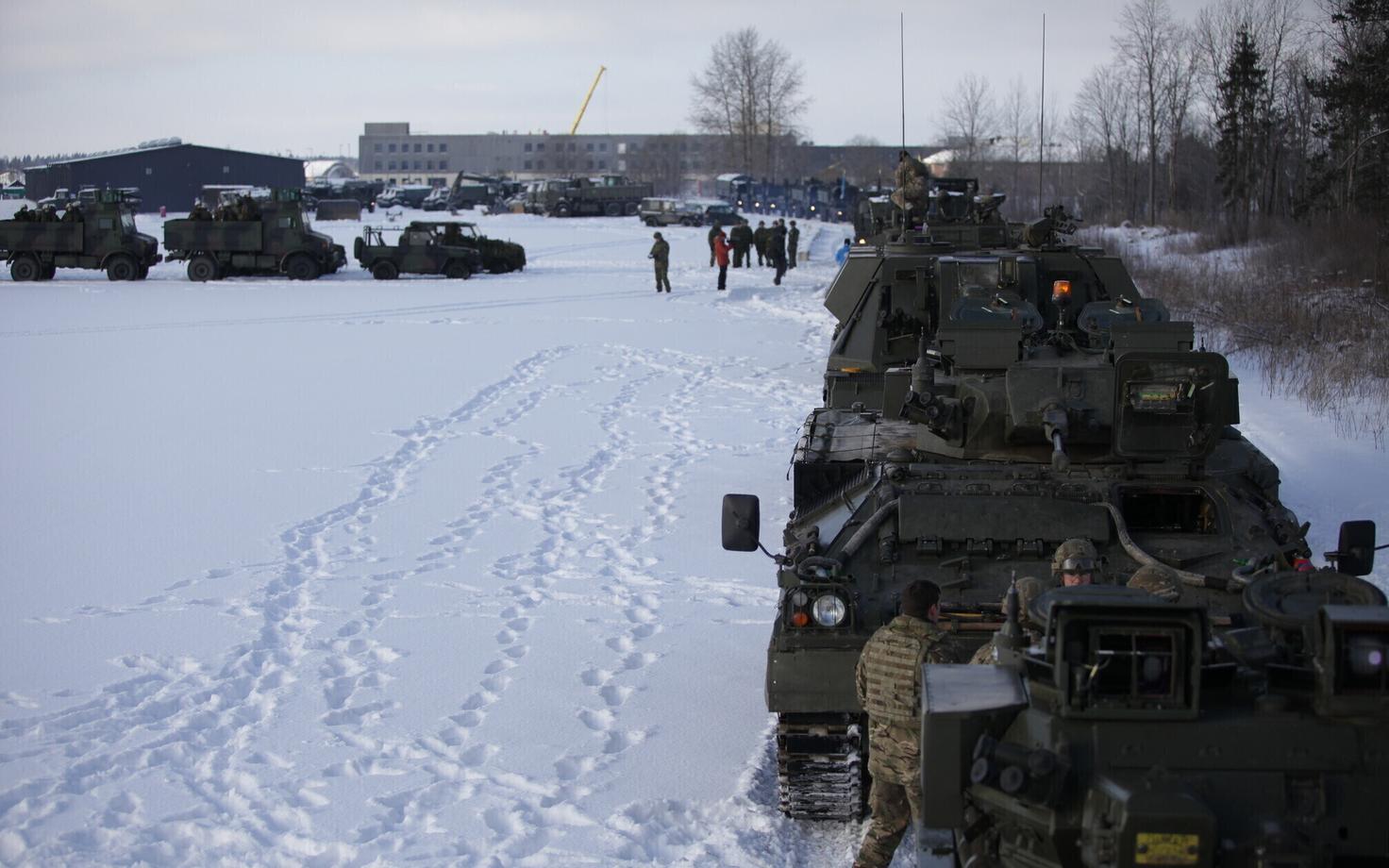 Репетиция парада в Тапа.