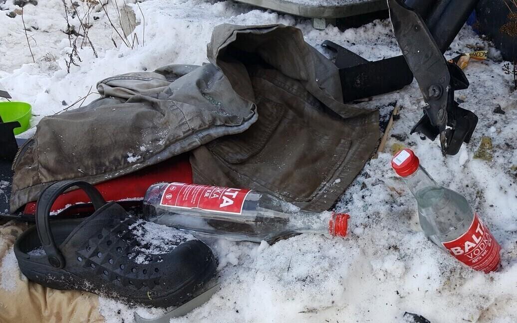 Kulna ülesõidul rongile ette sõitnud veokijuhi kabiinist leiti viinapudelid.