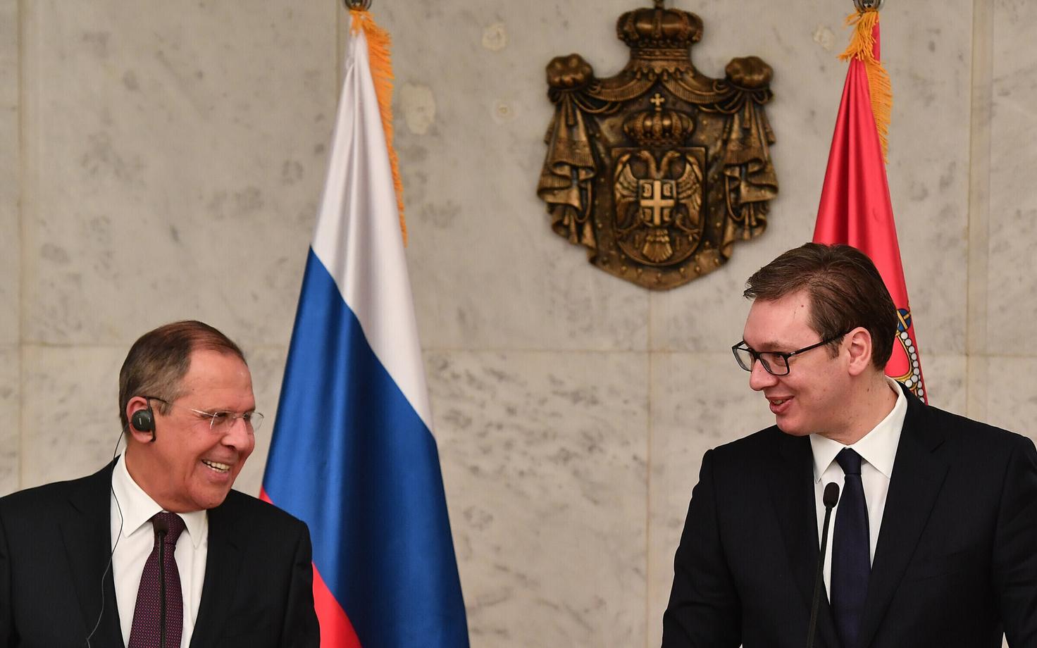 Sergei Lavrov ja Laeksandar Vucic 21. veebruaril Belgradis.