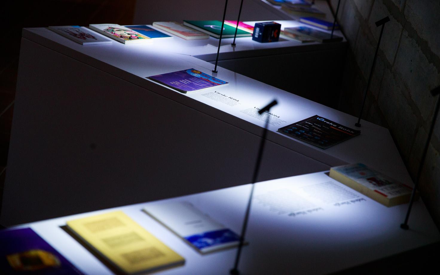 „100 aastat kirjandust“