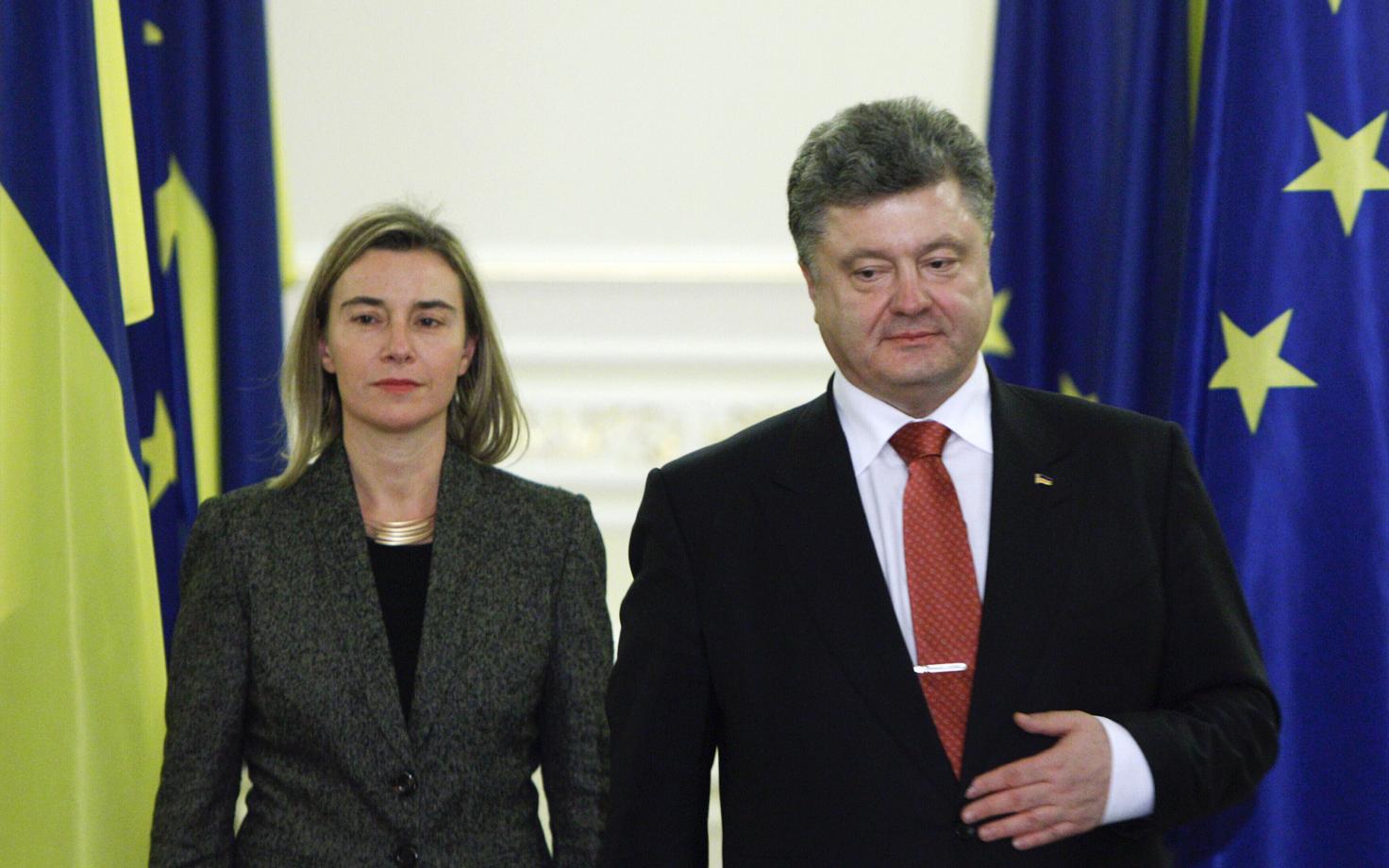 Federica Mogherini ja Petro Porošenko Kiievis.