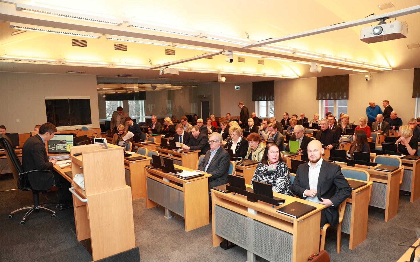 Заседание горсобрания Таллинна 22 марта.