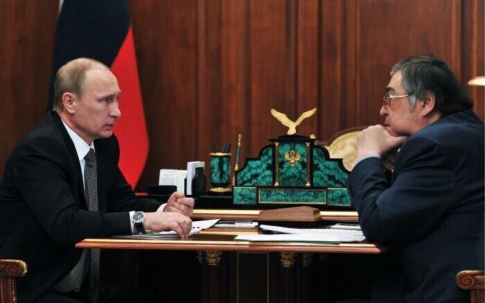 Владимир Путин и Аман Тулеев.