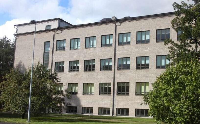 Nõmme high school.