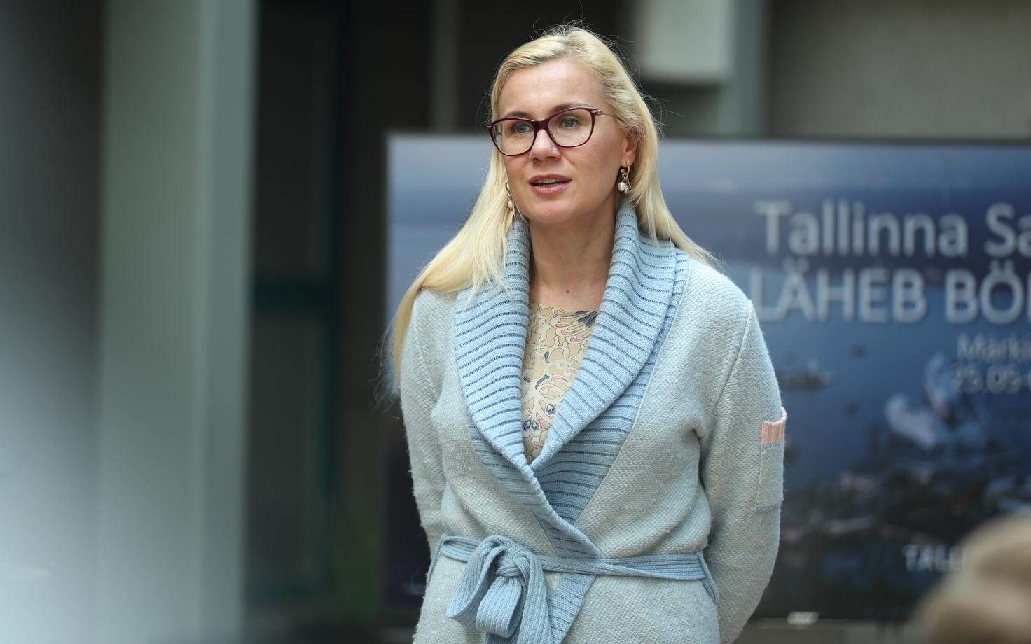 Minister of Economic Affairs and Infrastructure Kadri Simson (Center).