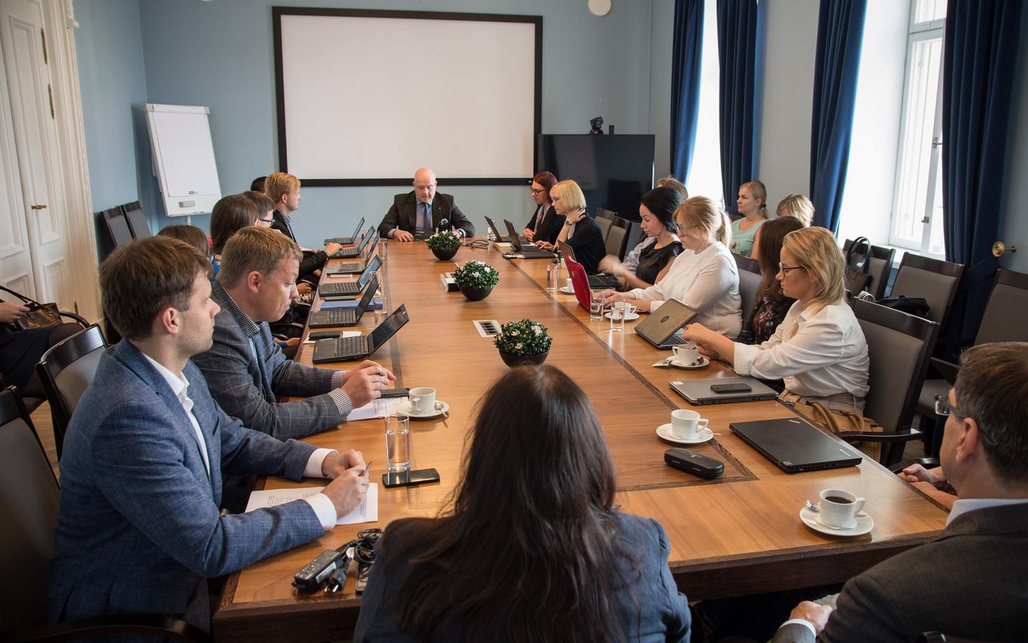 Осенью прошлого года по инициативе МВД начала была создана рабочая группа по иммиграции.