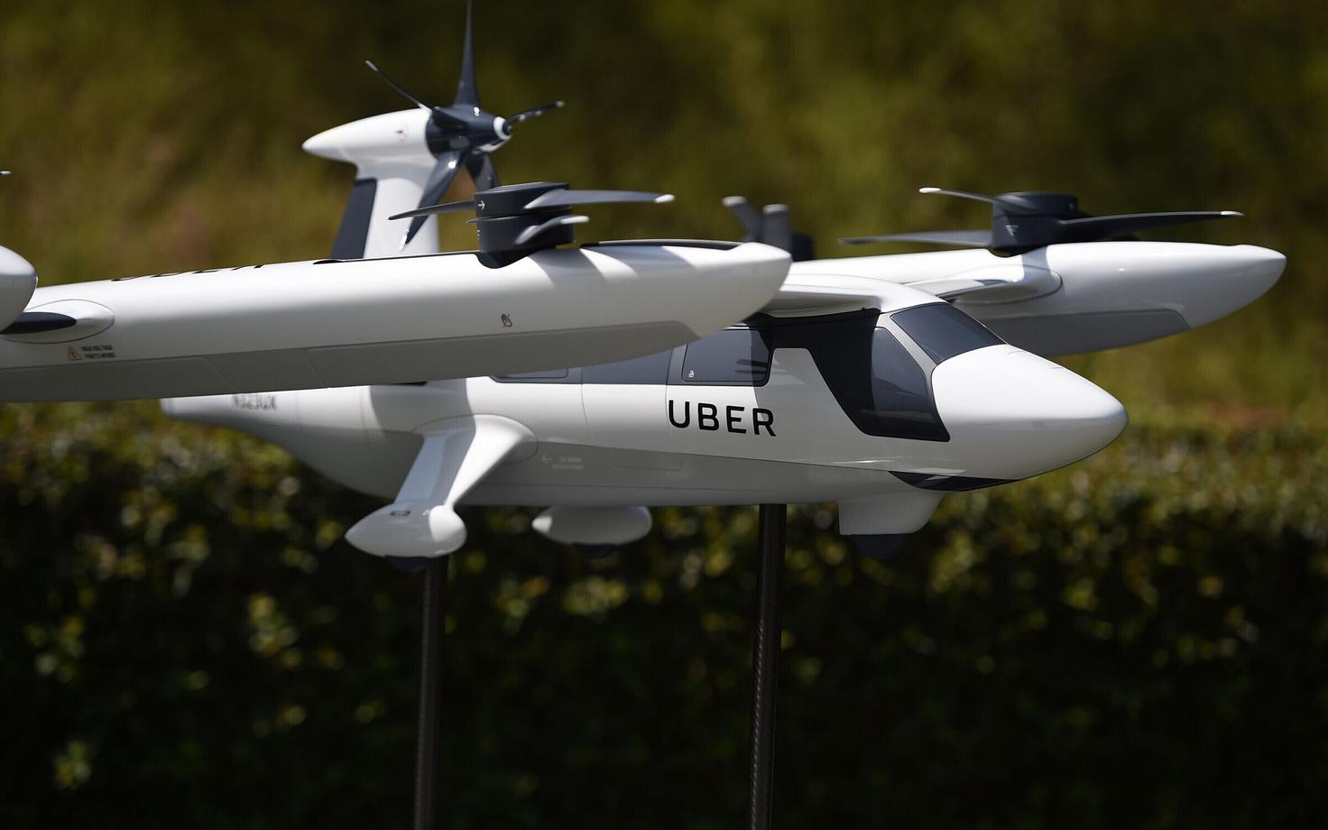 Летающее такси Uber.