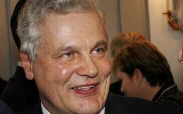 Херман Симм.