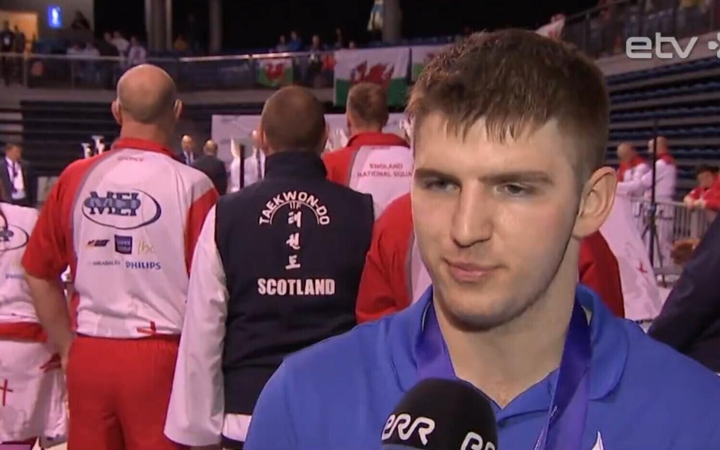 Владислав Жаров.