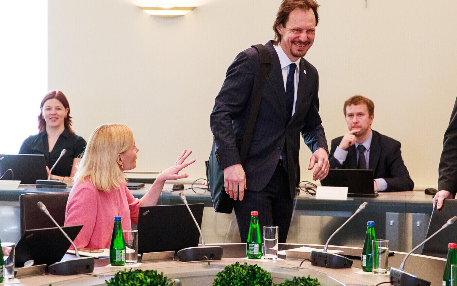 Indrek Saar valitsuse istungil