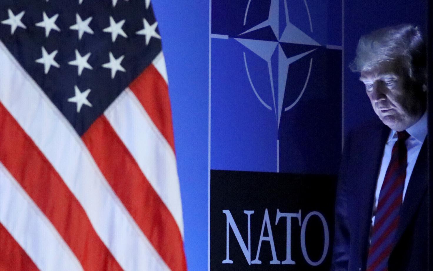 USA president Donald Trump saabumas NATO pressikonverentsile.