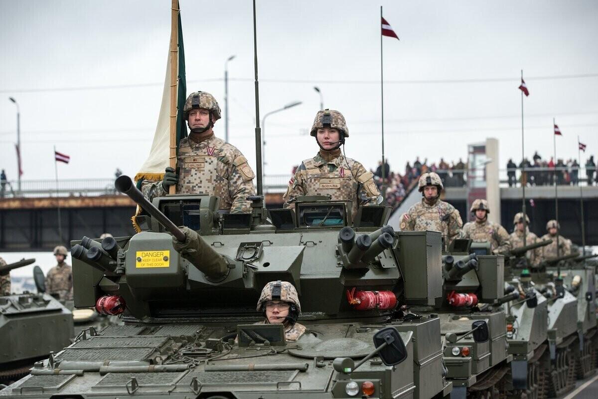 Läti relvajõudude paraad.