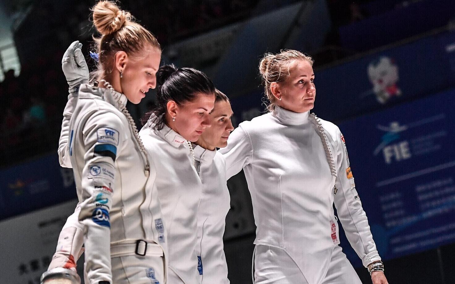 Eesti epeenaiskond: (vasakult) Katrina Lehis, Julia Beljajeva, Irina Embrich ja Kristina Kuusk.