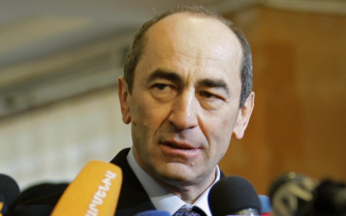 Роберт Кочарян.