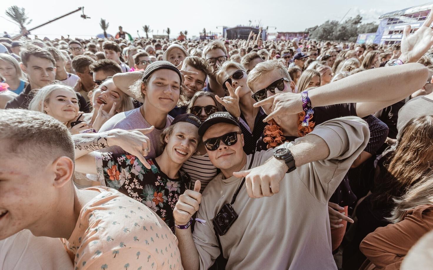 Публика на фестивале Weekend.
