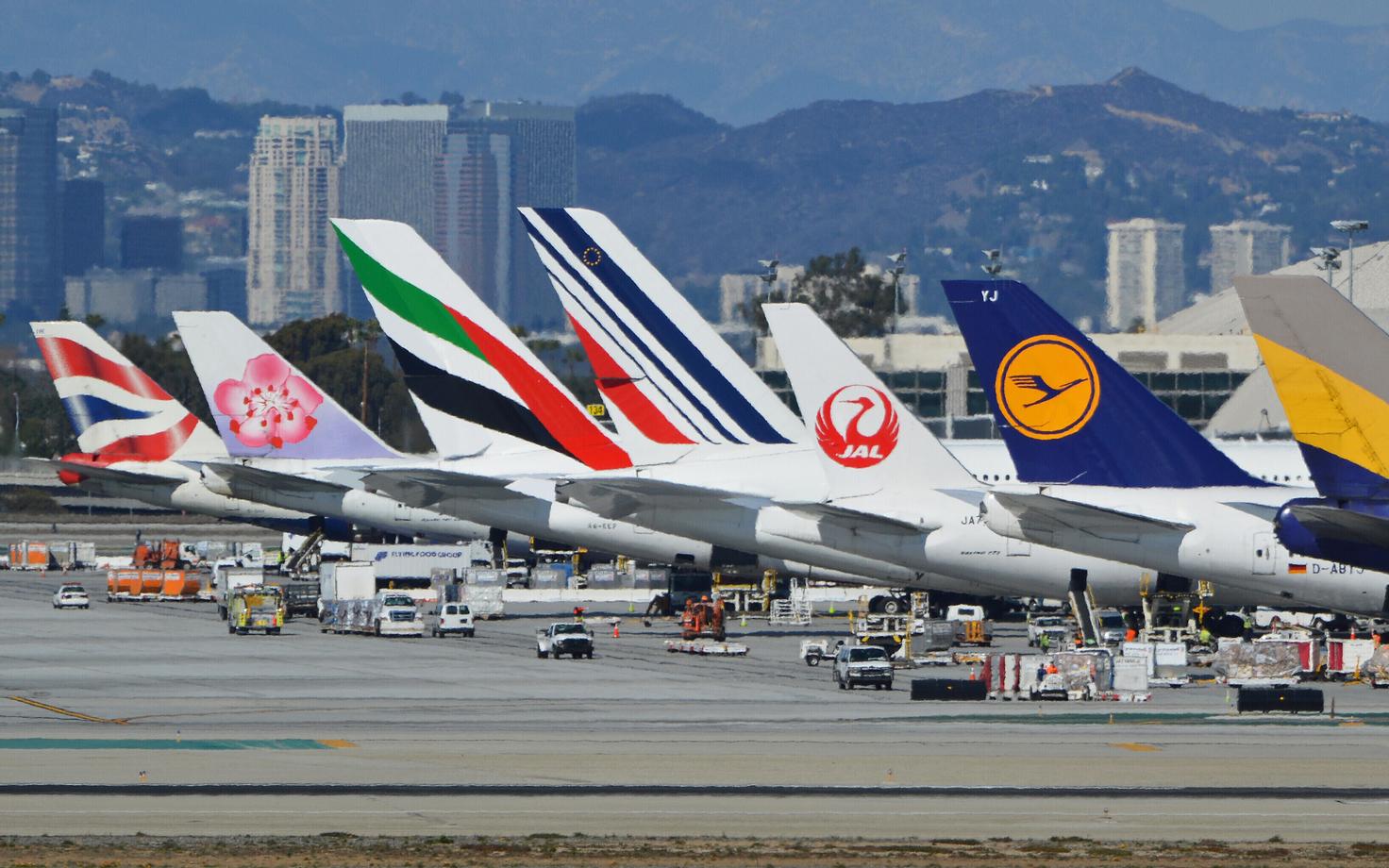 Аэропорт в Лос-Анджелесе.