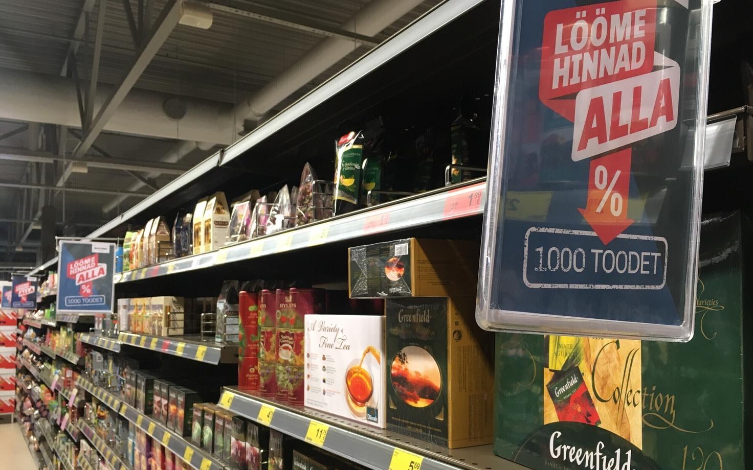 The Maxima chain of supermarkets hired over 500 young people over the summer.