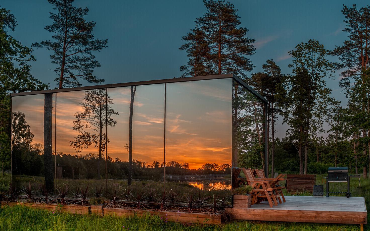 Зеркальный дом ÖÖD.