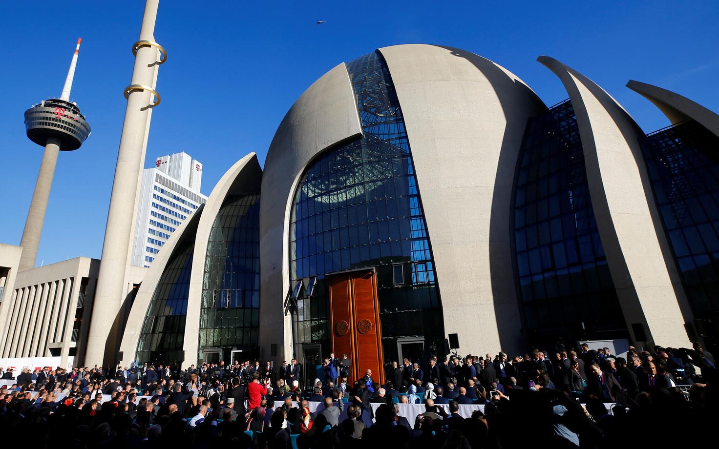 Центральная мечеть Кельна.