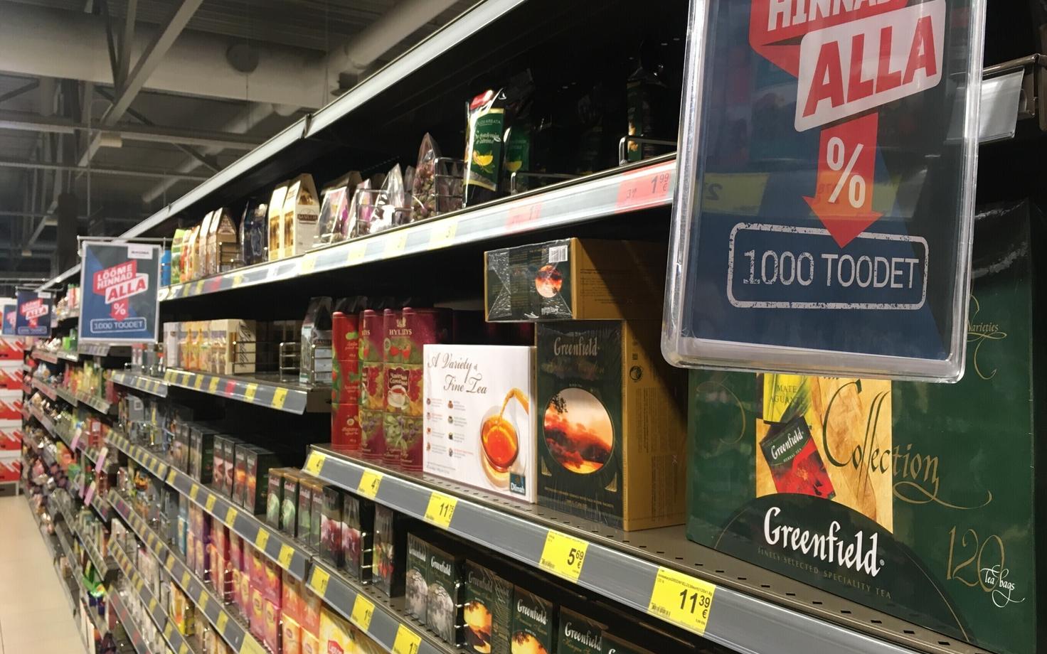 The Maxima chain of supermarkets hired over 500 young people over the summer.