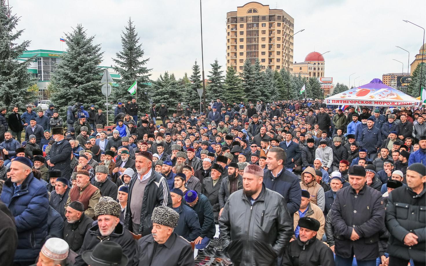 Митингующие в столице Ингушетии Магасе.