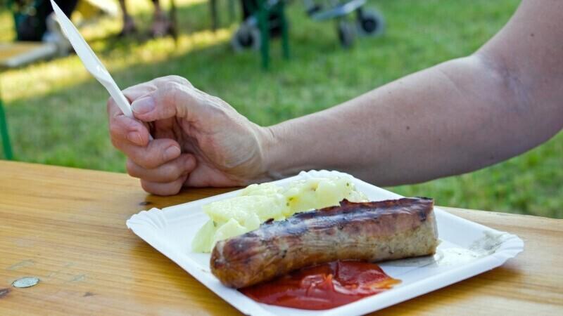 Пластиковую посуду запретят.