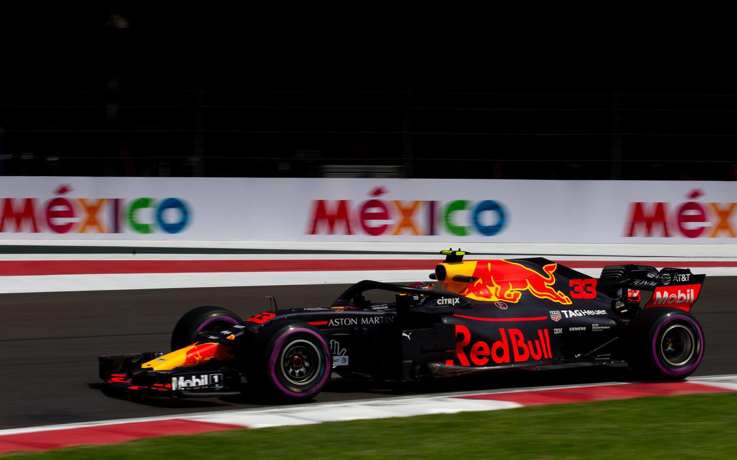 Max Verstappen oli Mehhikos kiireim kõigil kolmel vabatreeningul