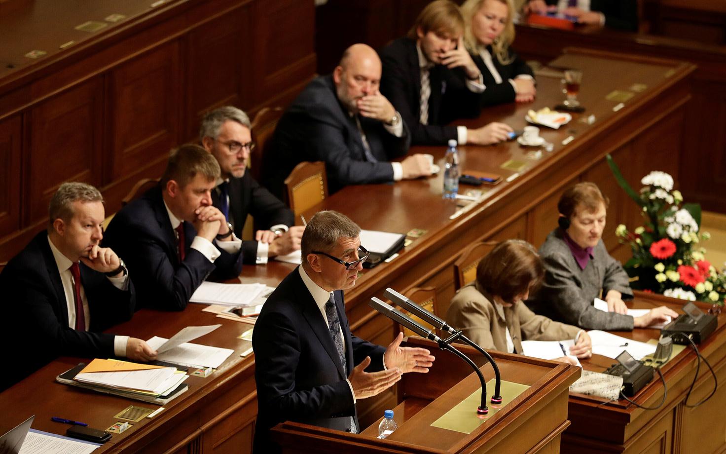 Andrej Babiš parlamendis umbusaldushääletuse eel.