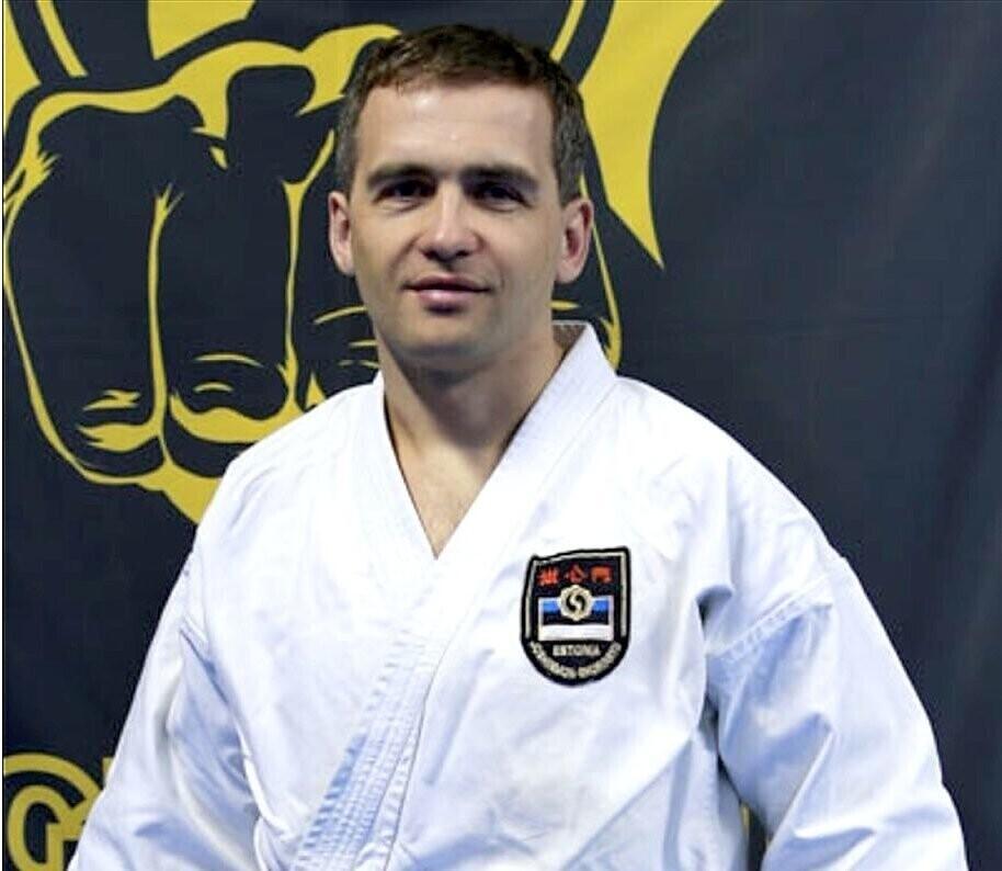 Евгений Быков - каратист и тренер клуба