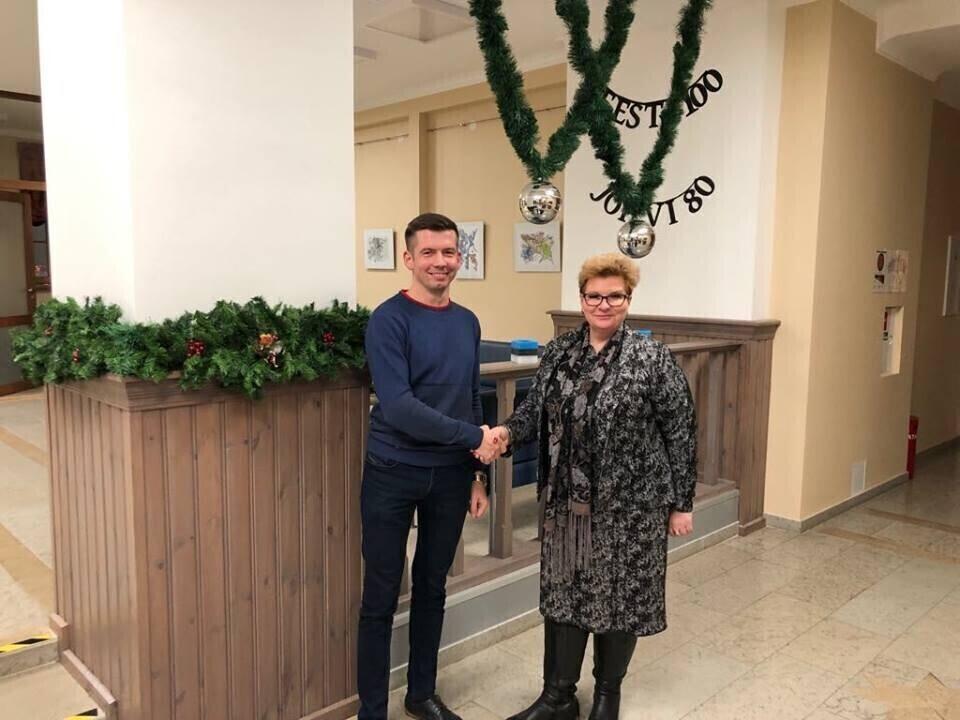 Мартин Репинский и Елена Безводицкая.