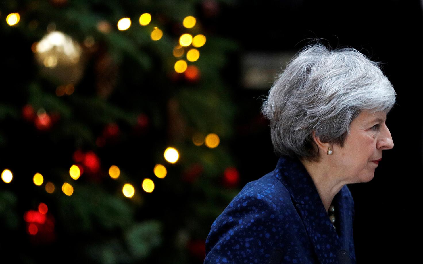 Премьер-министра Великобритании Терезу Мэй хотят отправить в отставку.