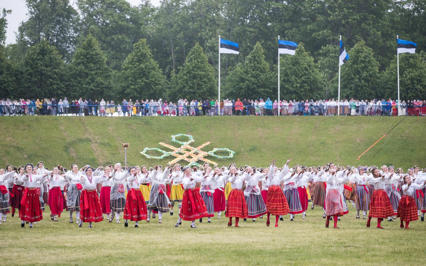 Праздник танца на стадионе