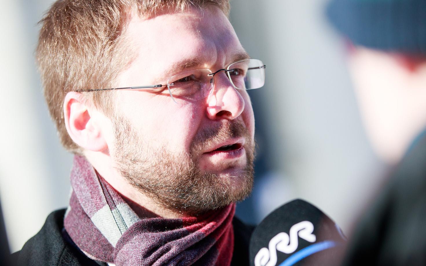 Евгений Осиновский считает, что Партия реформ выбрала более удобный вариант.