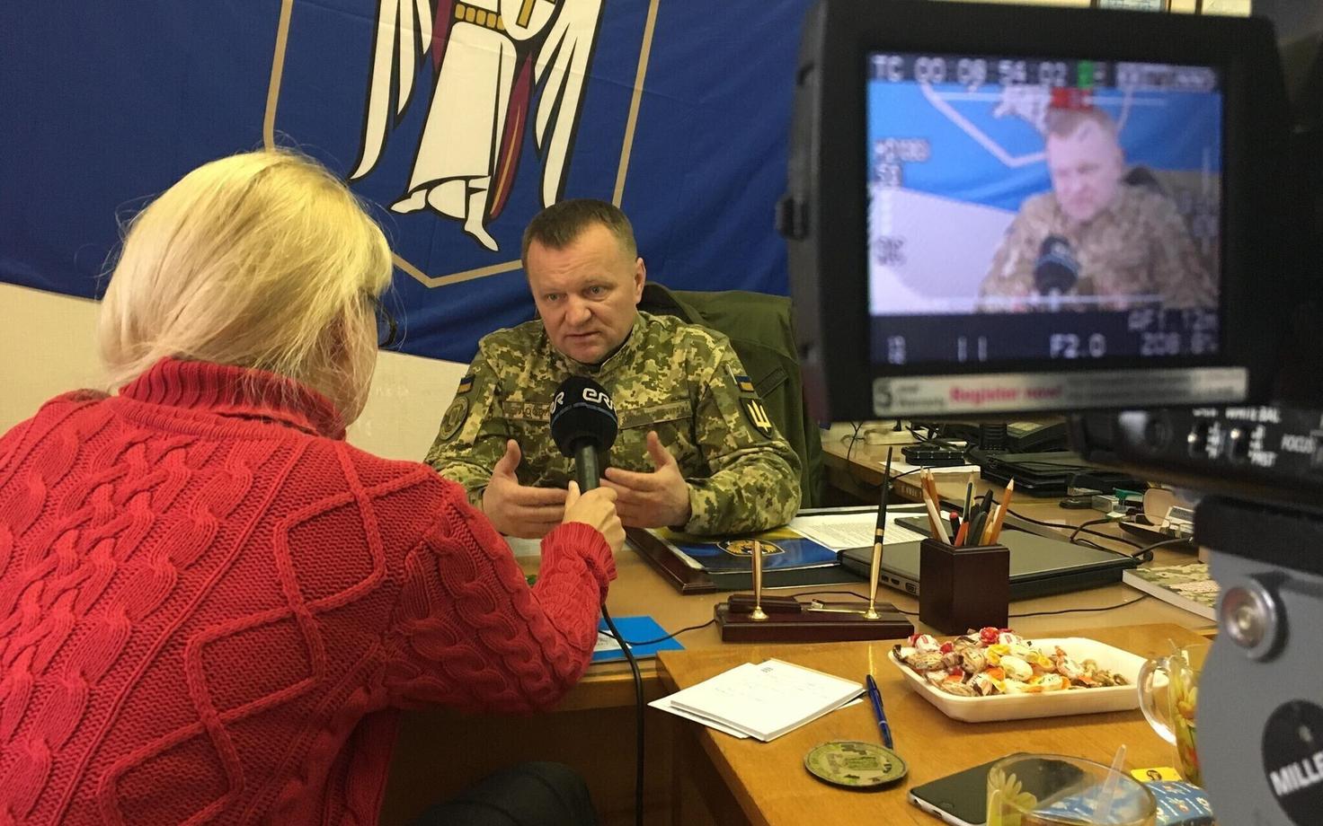 Астрид Каннель берет интервью у Николая Билосвита.