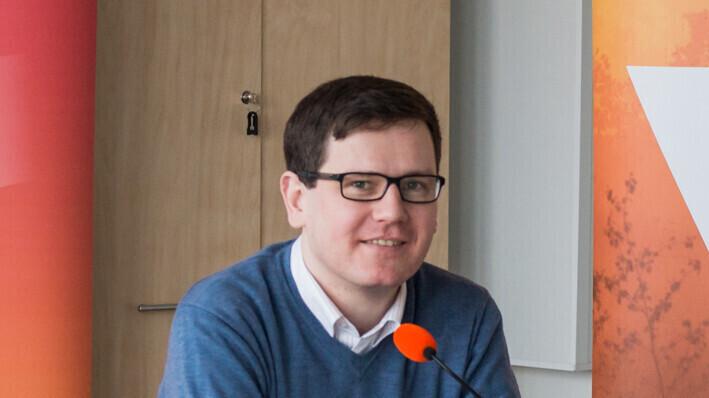 Пеэтер Хельме.