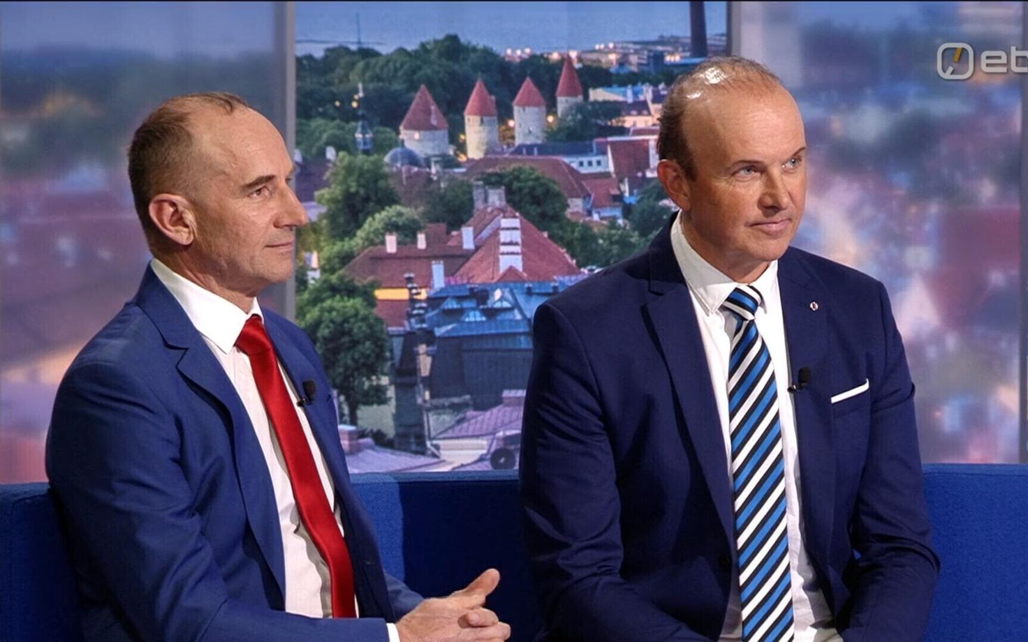 The Sõnajalg brothers, Oleg (left) and Andres, appearing on Thursday's edition of Ringvaade.