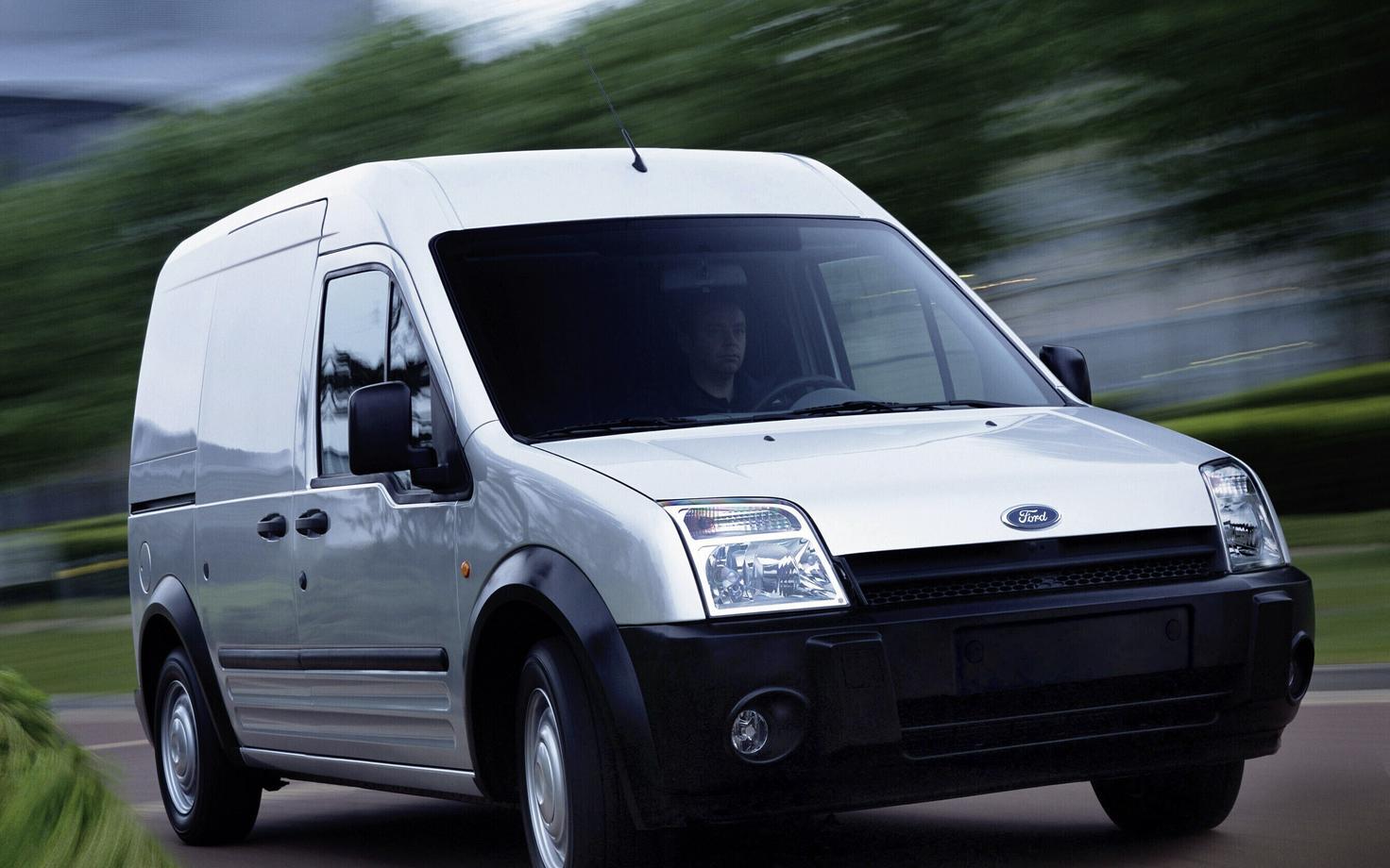Автомобиль Ford Transit. Иллюстративное фото.