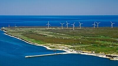 Большая доля возобновляемой энергии приводит в свою очередь к более ощутимым колебаниям цен на электроэнергию.