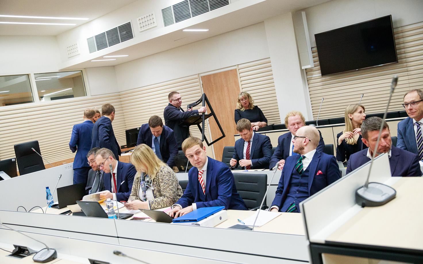 Суд по делу о коррупции в Tallinna Sadam.