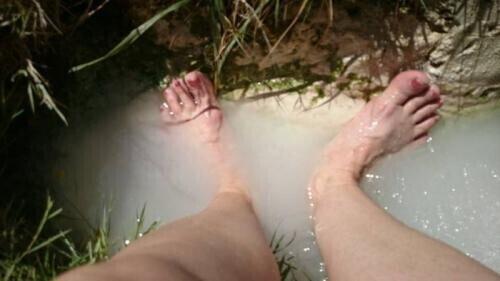 Rahutute jalgade sündroomi leevendavad mõnikord liigutamine ja jalavannid.