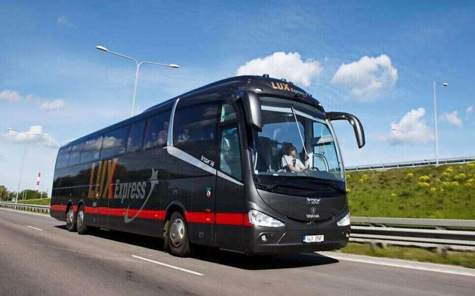 Автобус компании Lux Express.