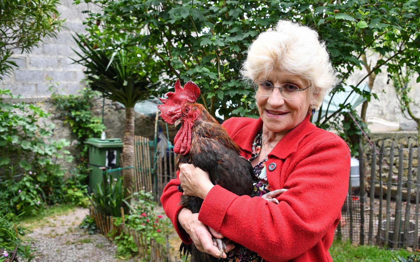 Corinne Fesseau ja kukk Maurice.