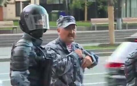 Kunagine Ukraina Berkuti komandör Kusjuk nädalavahetusel Moskvas.