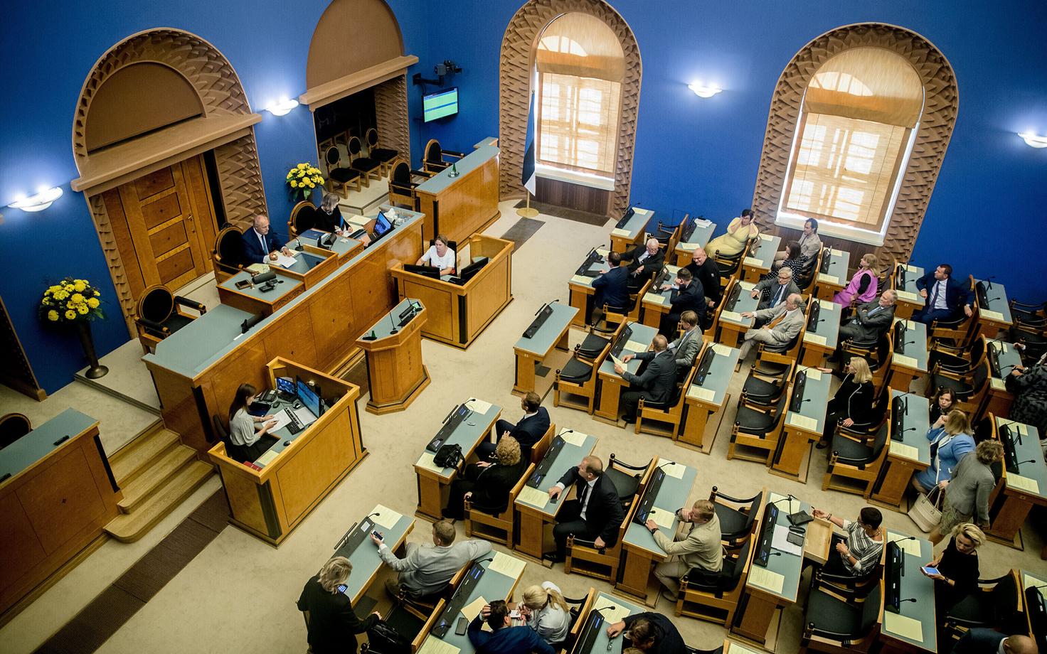 Riigikogu istungite saal