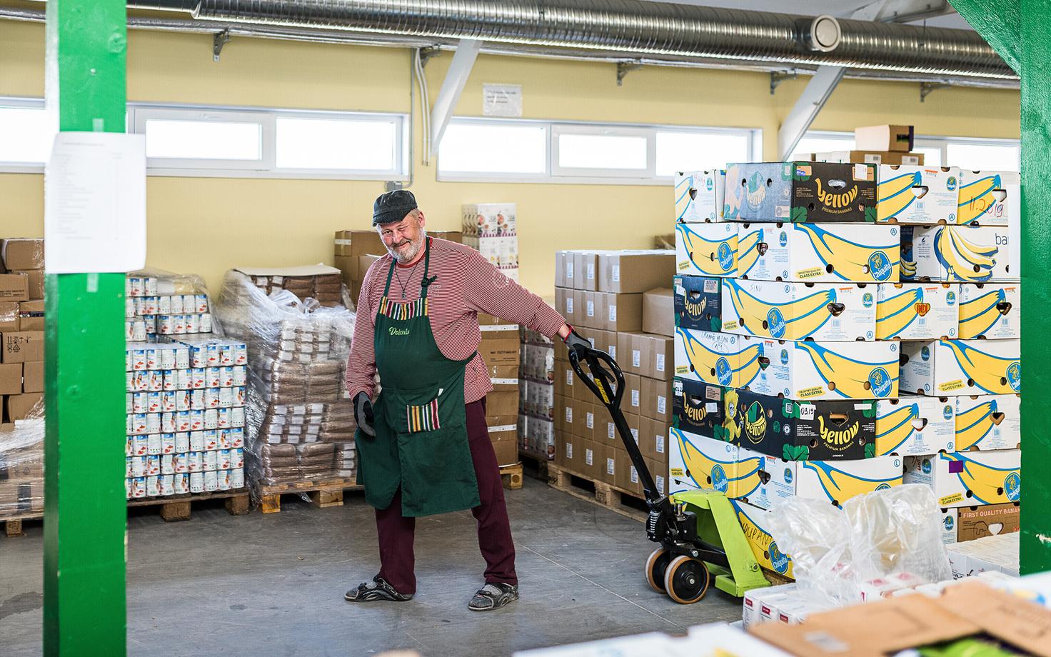 Волонтер Продуктового банка.