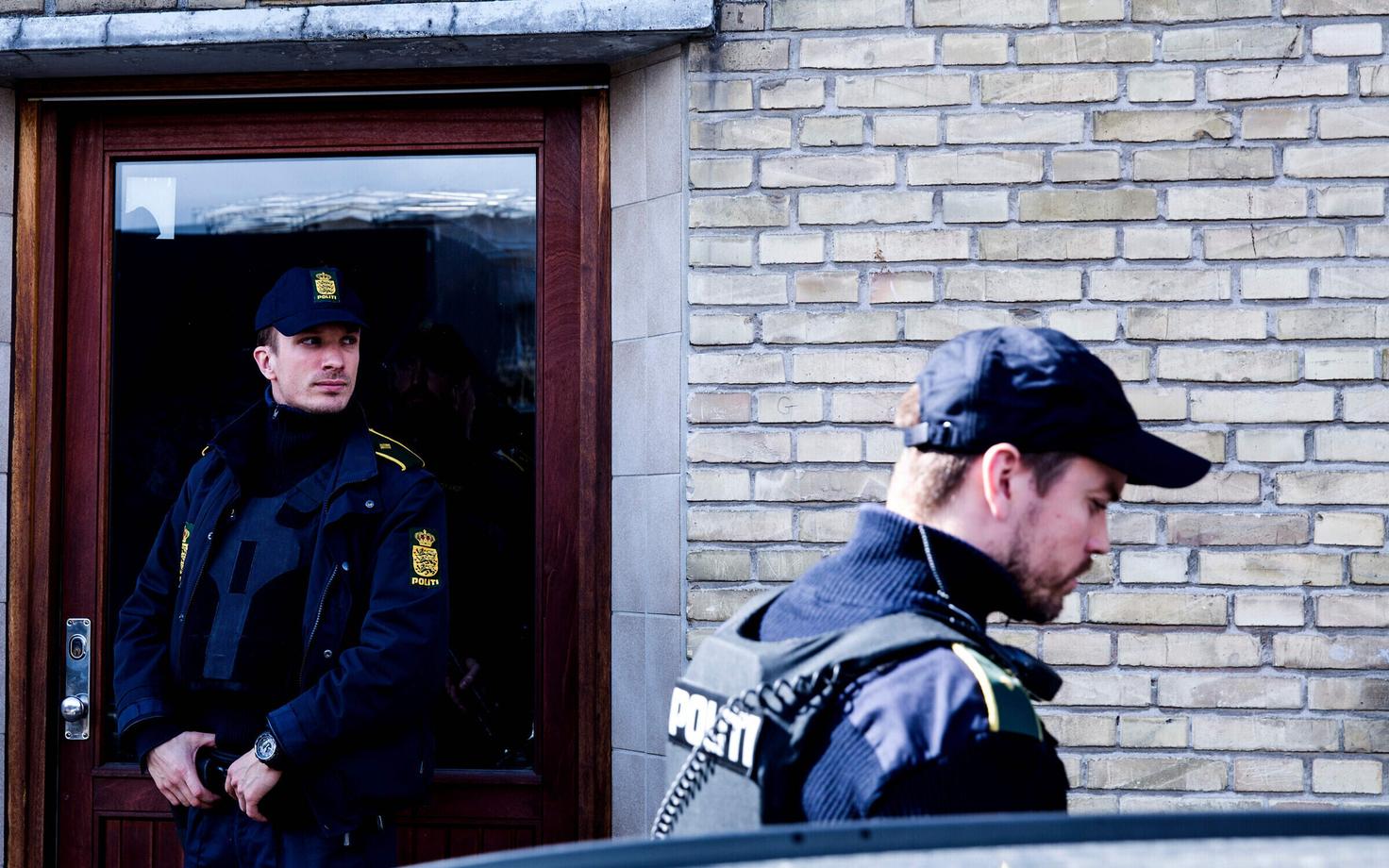 Taani politseinikud terrorismivastasel operatsioonil 2016. aastal Kopenhaagenis.